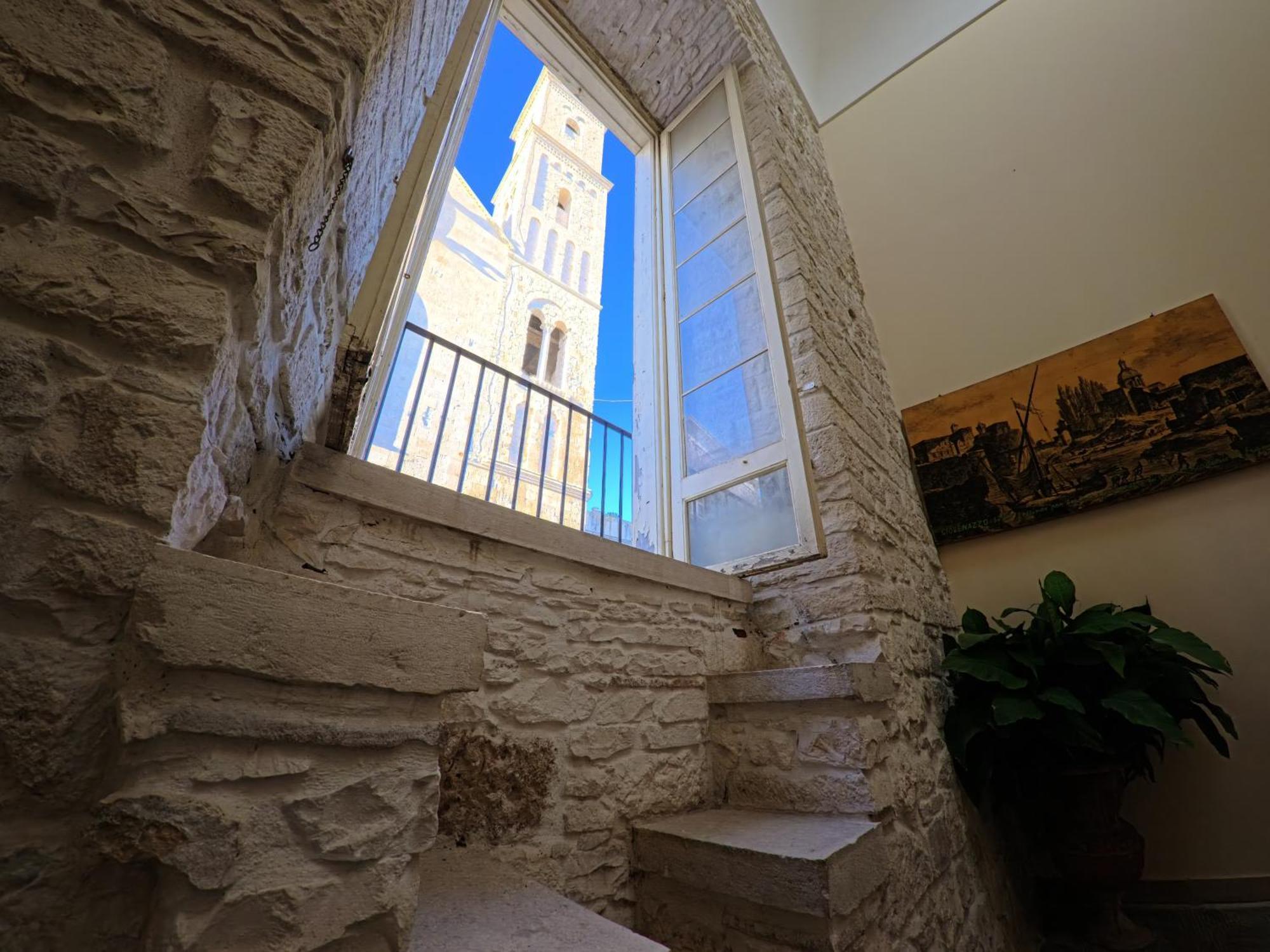 Palazzo Framarino Dei Malatesta - Noble Floor - XIV Century Giovinazzo Dış mekan fotoğraf
