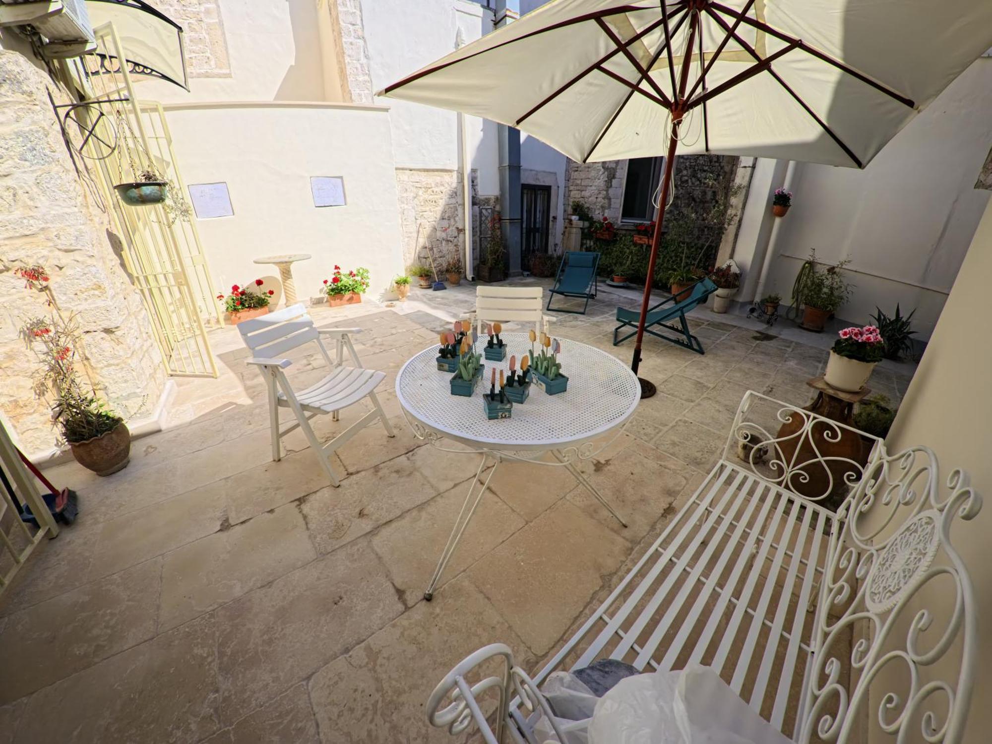 Palazzo Framarino Dei Malatesta - Noble Floor - XIV Century Giovinazzo Dış mekan fotoğraf