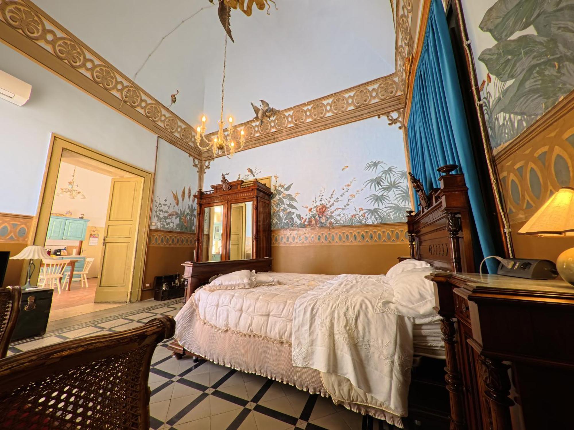 Palazzo Framarino Dei Malatesta - Noble Floor - XIV Century Giovinazzo Dış mekan fotoğraf