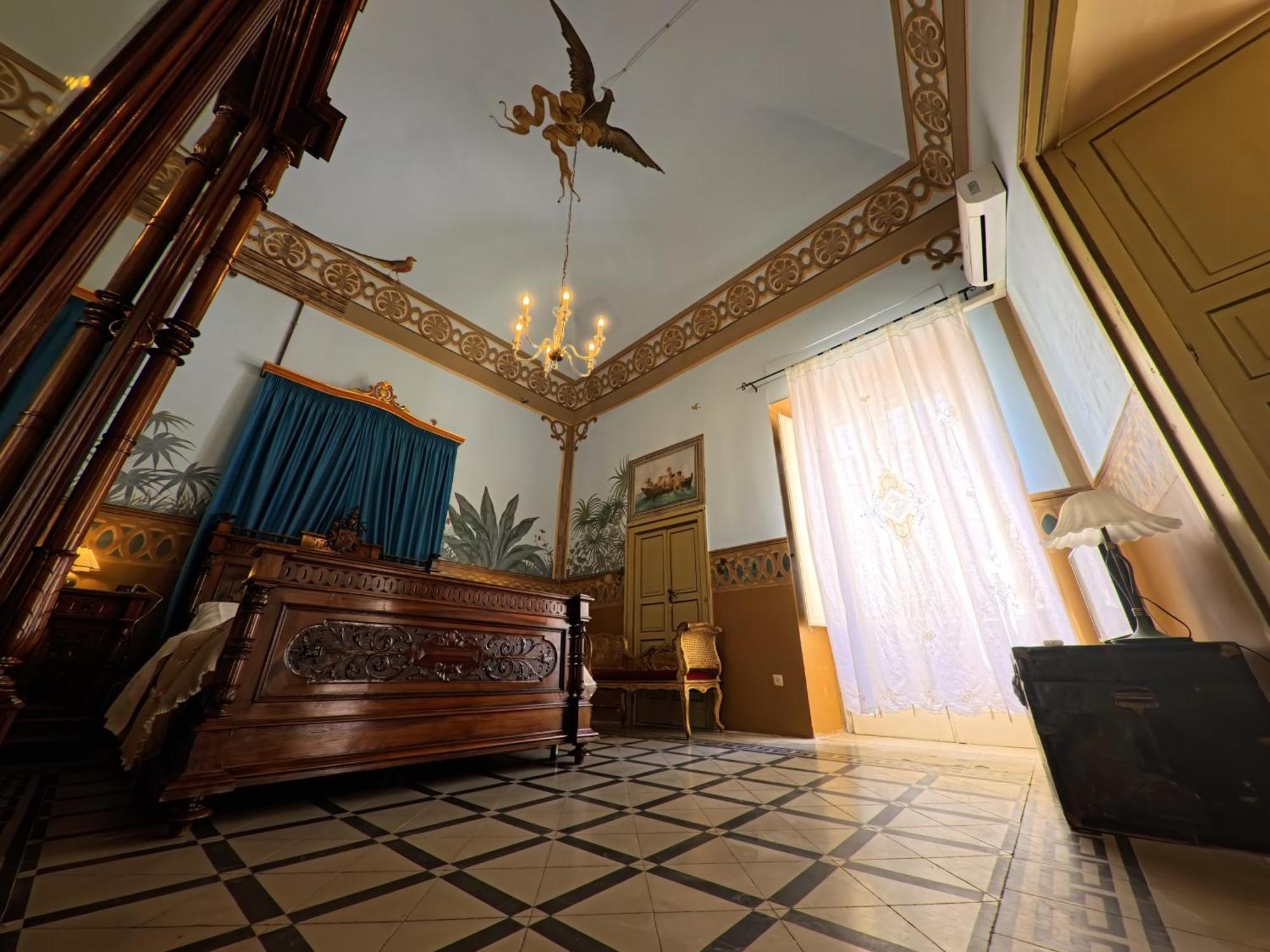 Palazzo Framarino Dei Malatesta - Noble Floor - XIV Century Giovinazzo Dış mekan fotoğraf