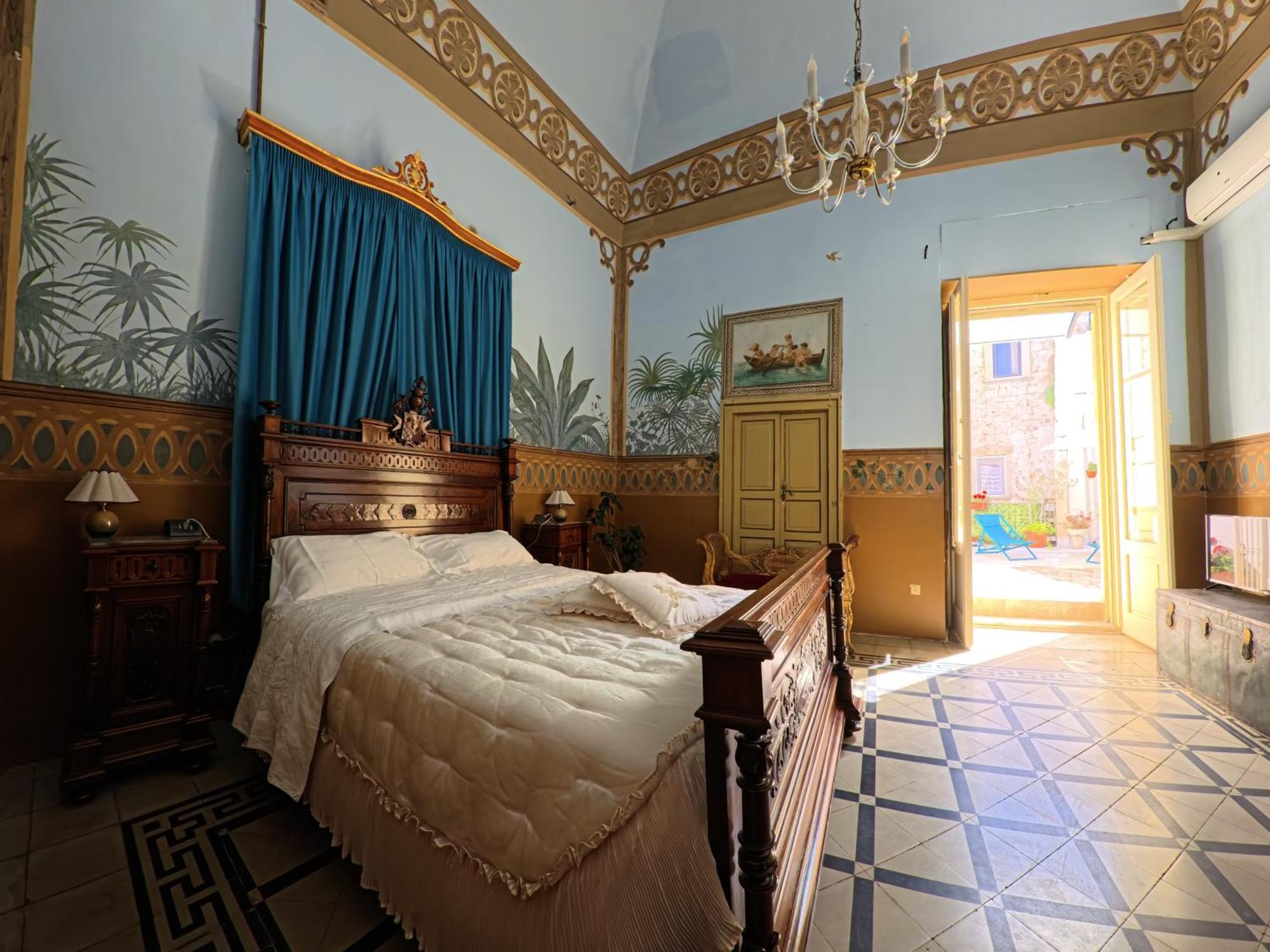 Palazzo Framarino Dei Malatesta - Noble Floor - XIV Century Giovinazzo Dış mekan fotoğraf