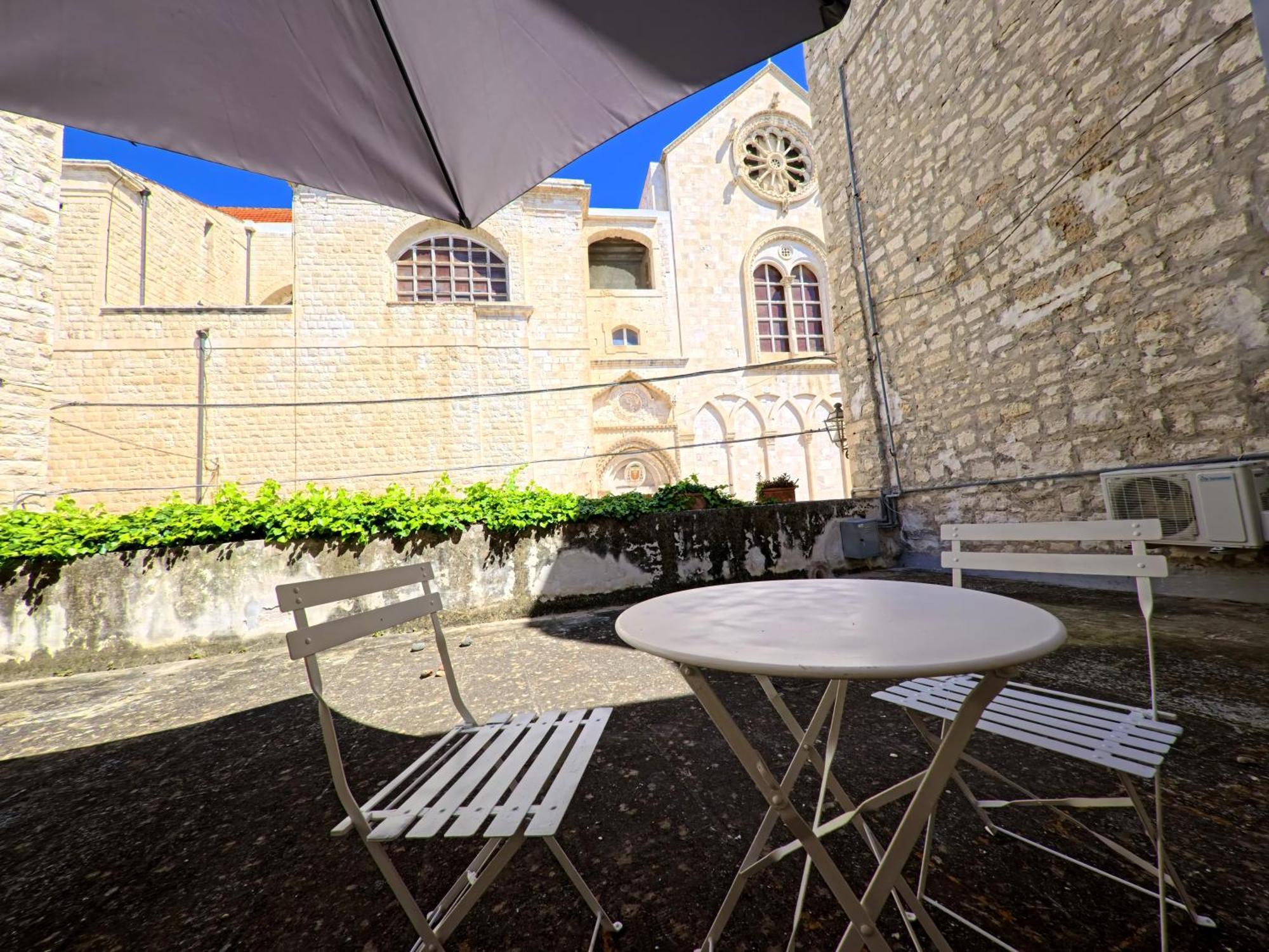 Palazzo Framarino Dei Malatesta - Noble Floor - XIV Century Giovinazzo Dış mekan fotoğraf