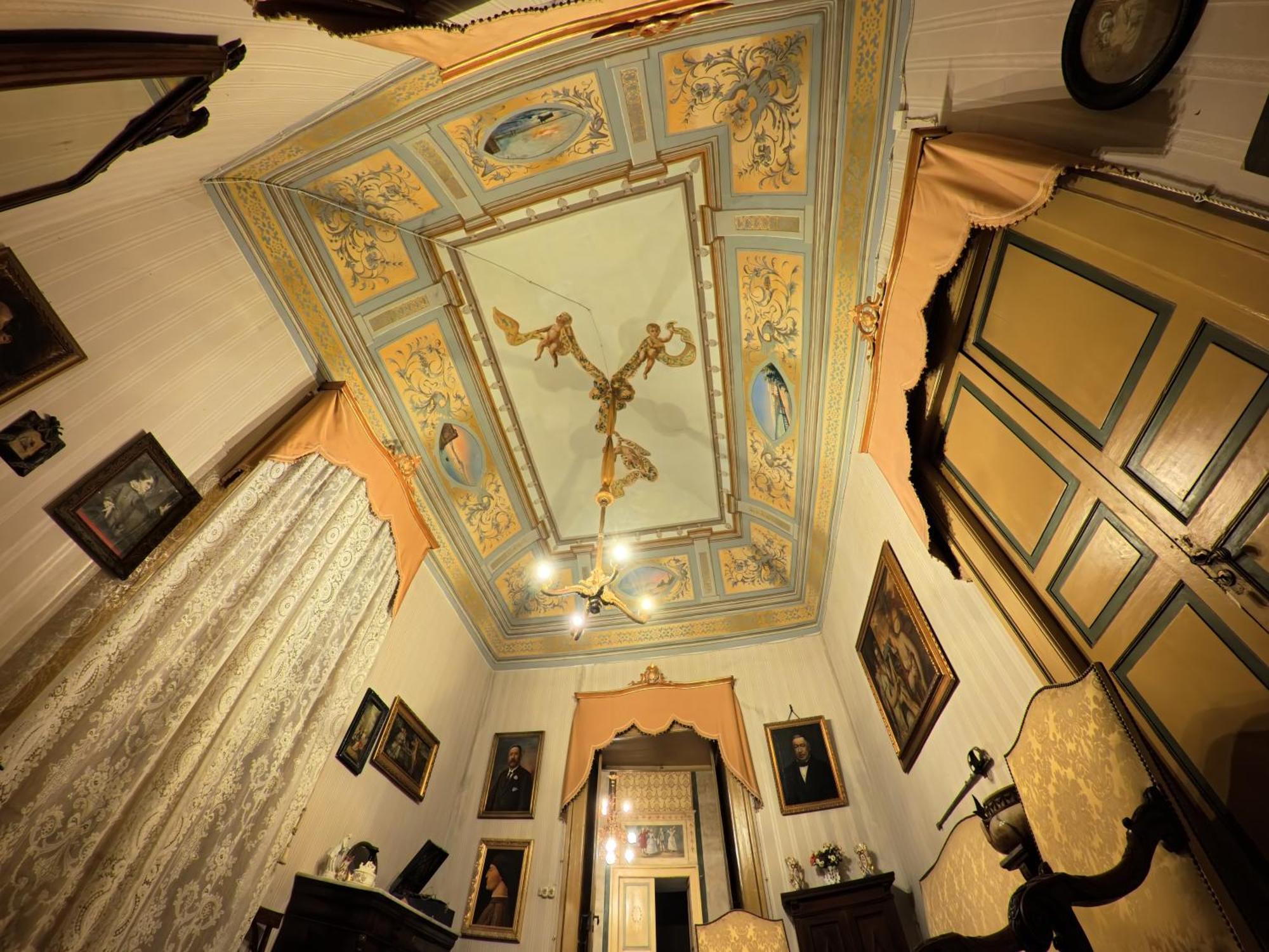 Palazzo Framarino Dei Malatesta - Noble Floor - XIV Century Giovinazzo Dış mekan fotoğraf